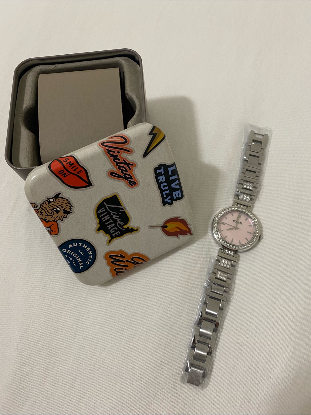 Fossil Silver Bracelet Watch With Pink Dial And Crystal Bezel